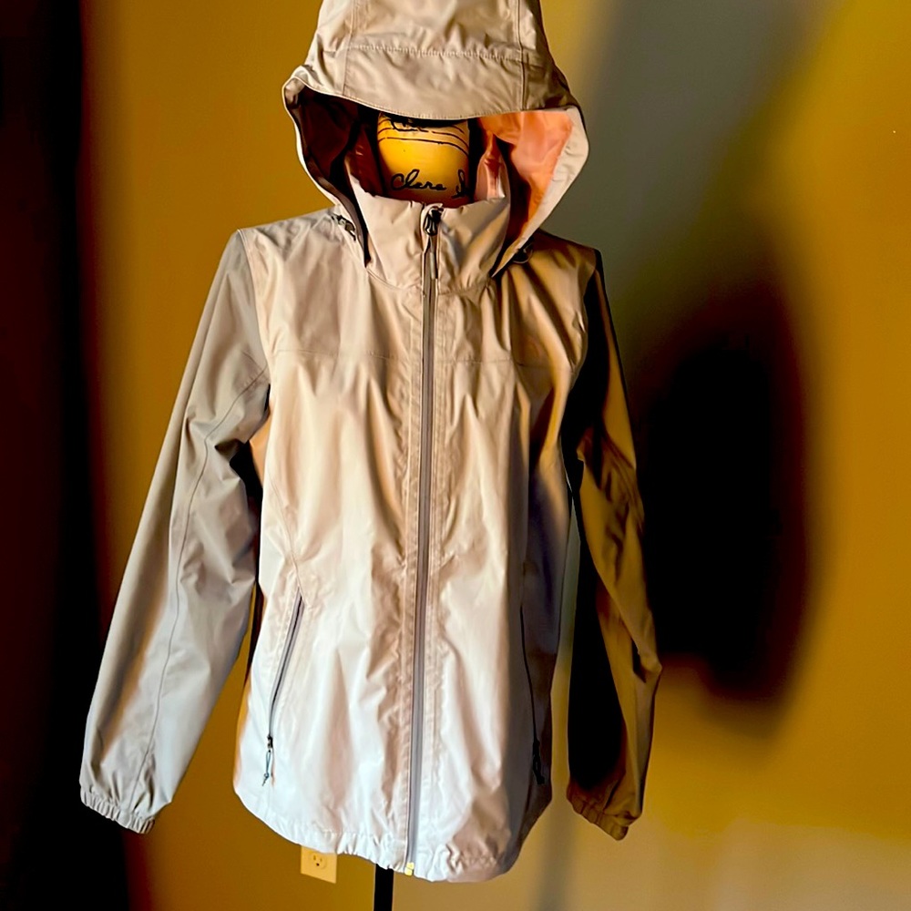 North face windbreaker